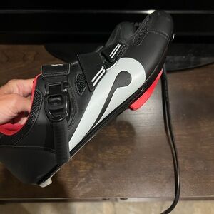 EUC Peloton Cycling Shoes Mens SZ10
